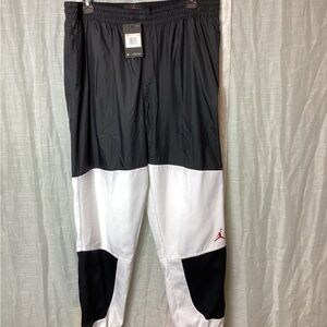 NWT Air Jordan II Men’s Legacy Color-block Joggers; Size: XXL